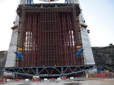 Компания «Hyundai» - Перевозка металлического блока / Проект строительства третьего моста
